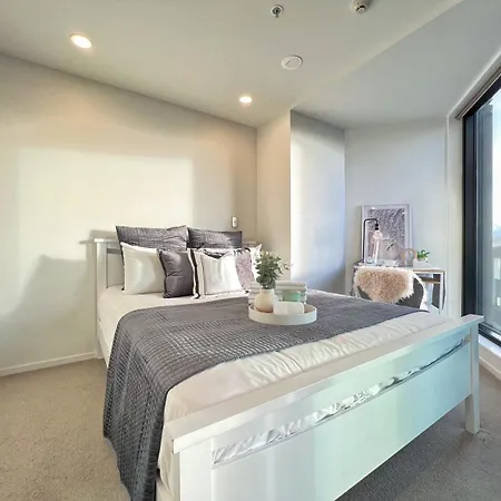 Stylish Two-Bedroom Apartment In The City Center